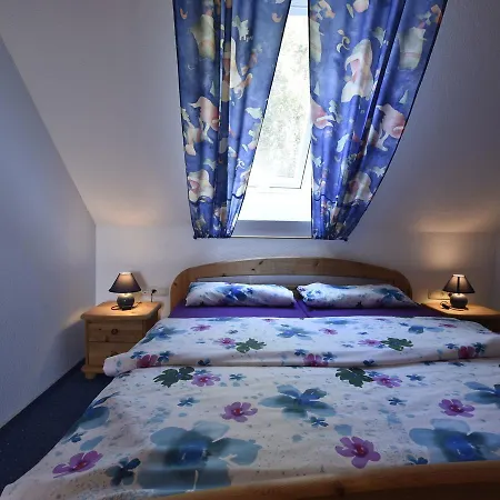 Apartment With Garden In Rerik